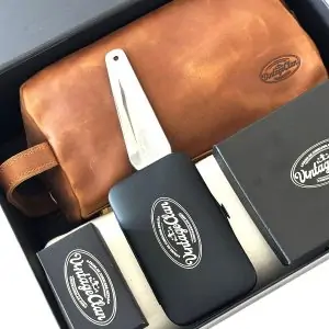 The Weekender luxury men's gift box from VintageClan, UAE